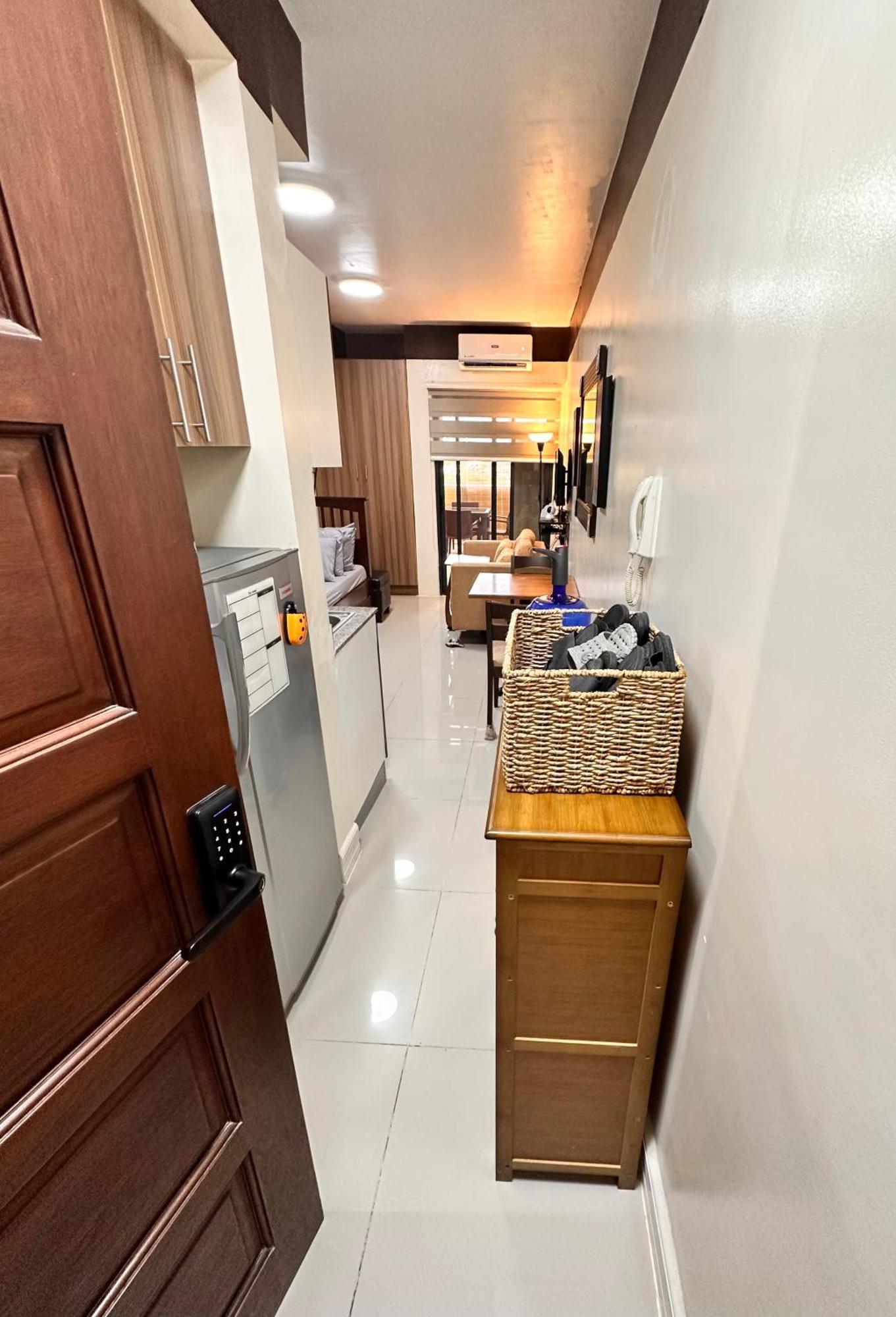 Grazie'S Studio Apartment At Grand Residences Cebu Close To It Park, Sm, Ayala, Hospitals, And Churches Exterior photo