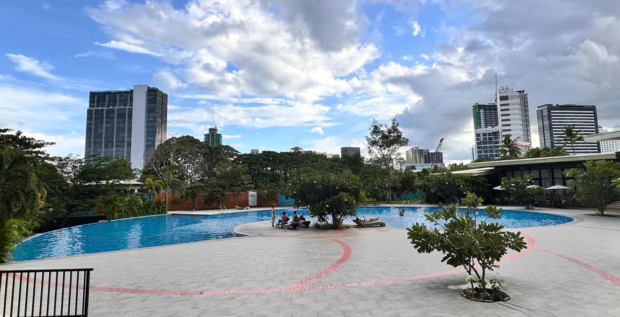 Grazie'S Studio Apartment At Grand Residences Cebu Close To It Park, Sm, Ayala, Hospitals, And Churches Exterior photo